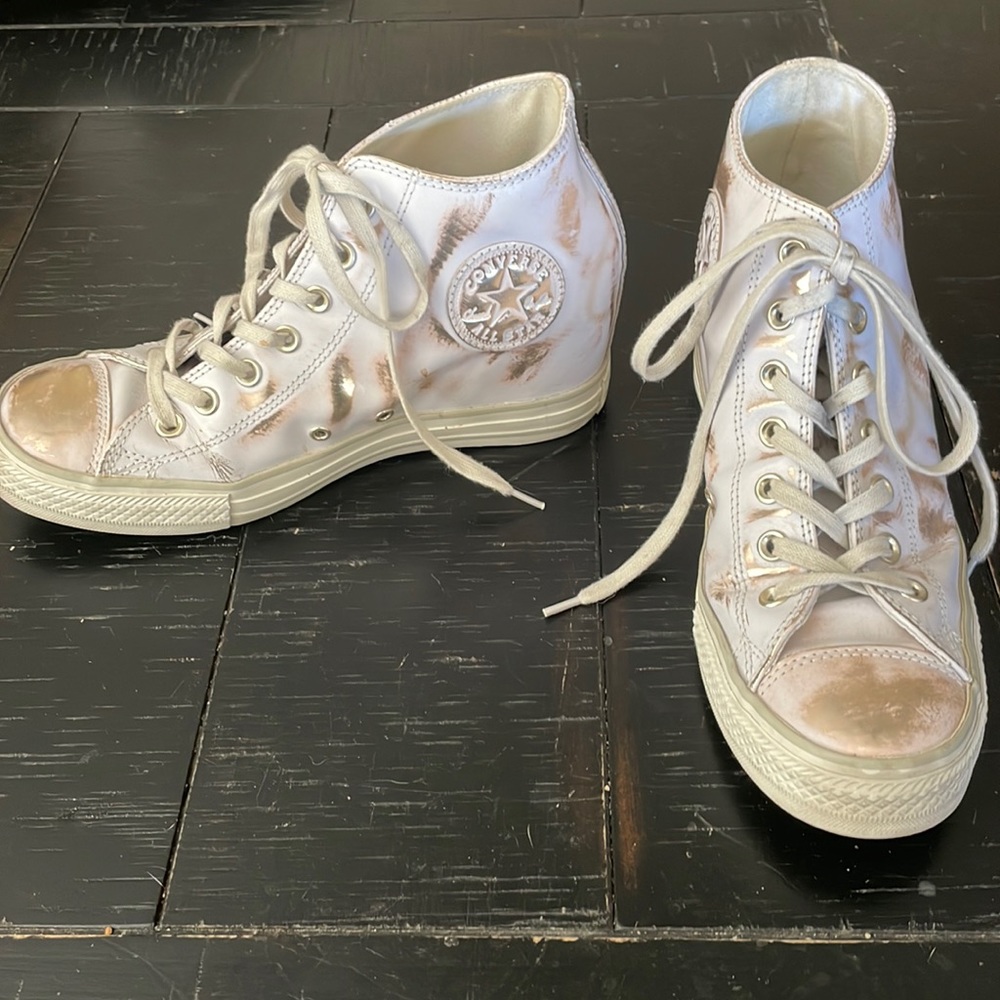 Converse - women’s size 10, Platform, wedge, gently used